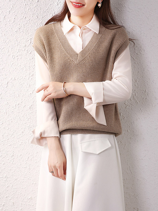 Khaki V-neck Oversize Knit Vest