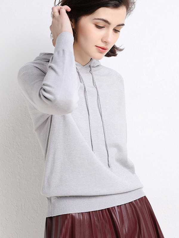 Grey Long Sleeves Medium Knit Hoodies