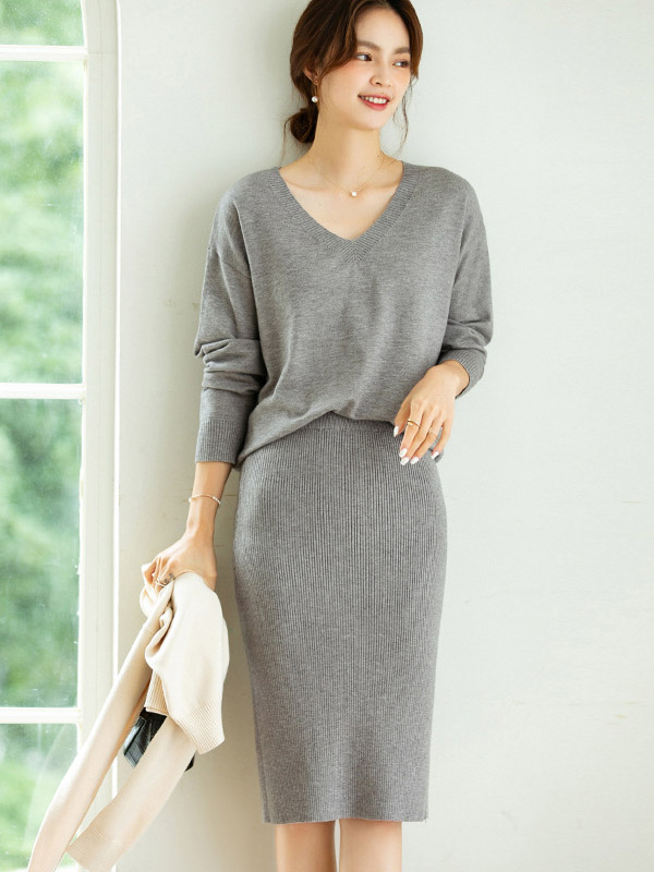 Grey V-neck Knitted Sweaters And Skirts Sets