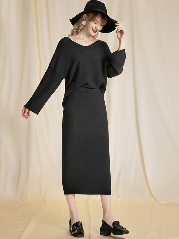 Black V-neck Knitted Sweater and Shift Skirt Sets