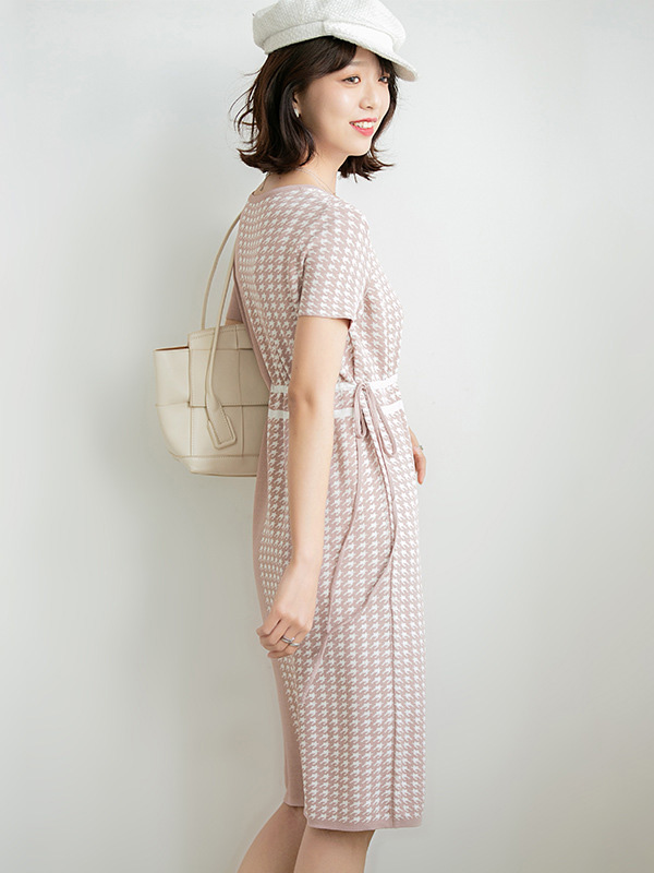 Pink Houndstooth Short Sleeves Midi Dress