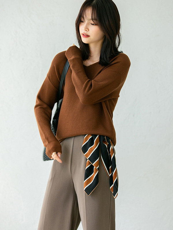 Brown V Neck Knitted Top