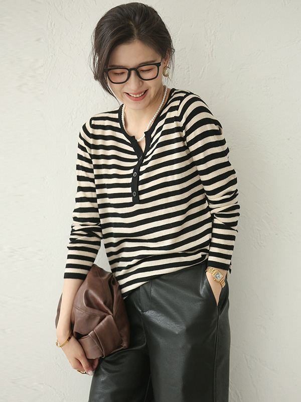 Black Striped Round Neck Knit Top