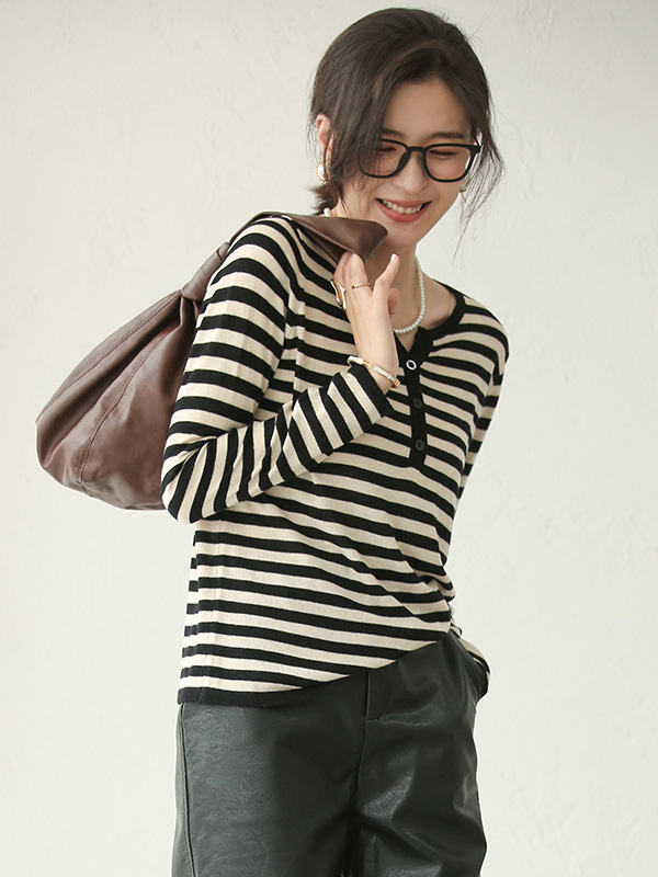 Black Striped Round Neck Knit Top