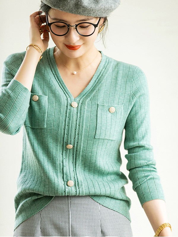 Green V-neck Knit Top with Buttons