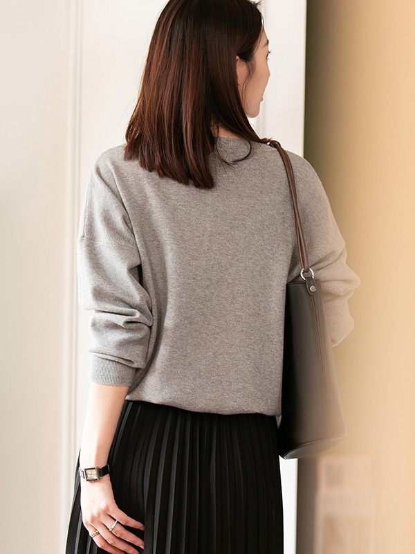 Grey Round Neck Knit Top