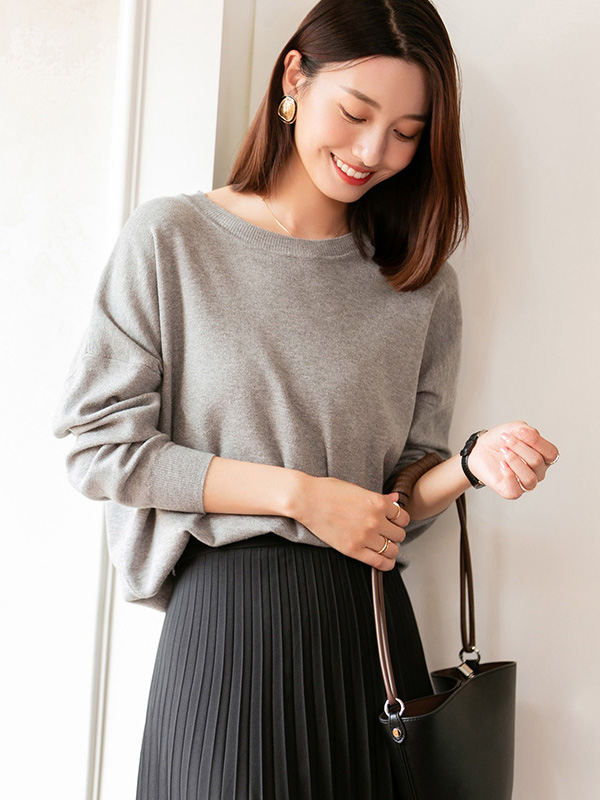 Grey Round Neck Knit Top