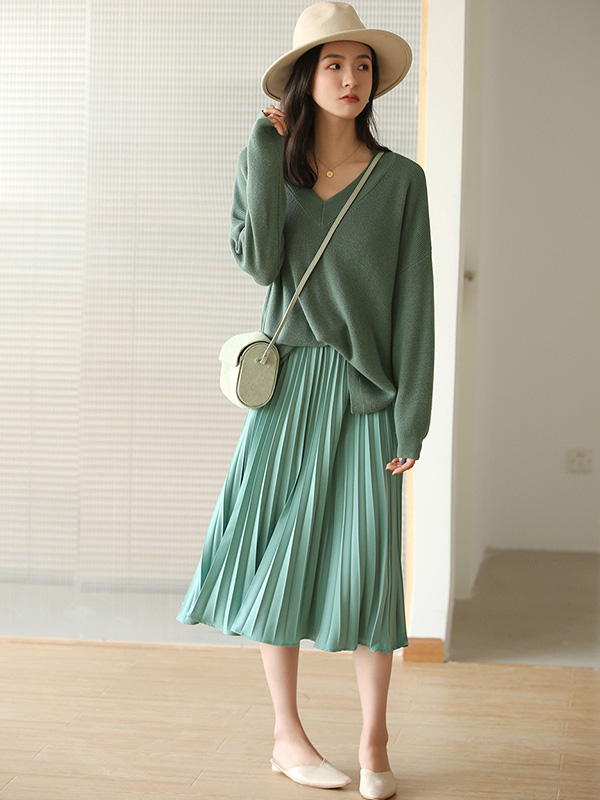 Green V Neck Loose Sweater