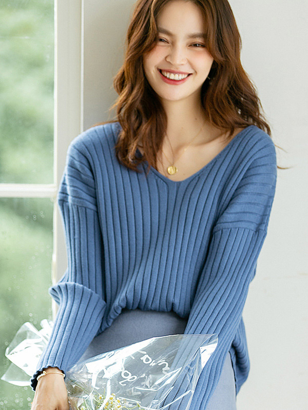 Blue V-neck Ribbed Style Sweater