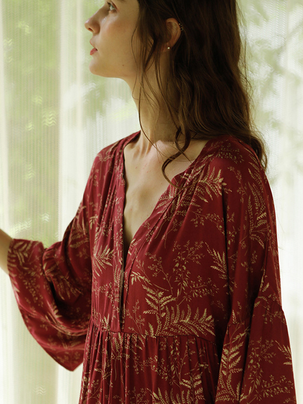 Red Leaves Printed Nightgown