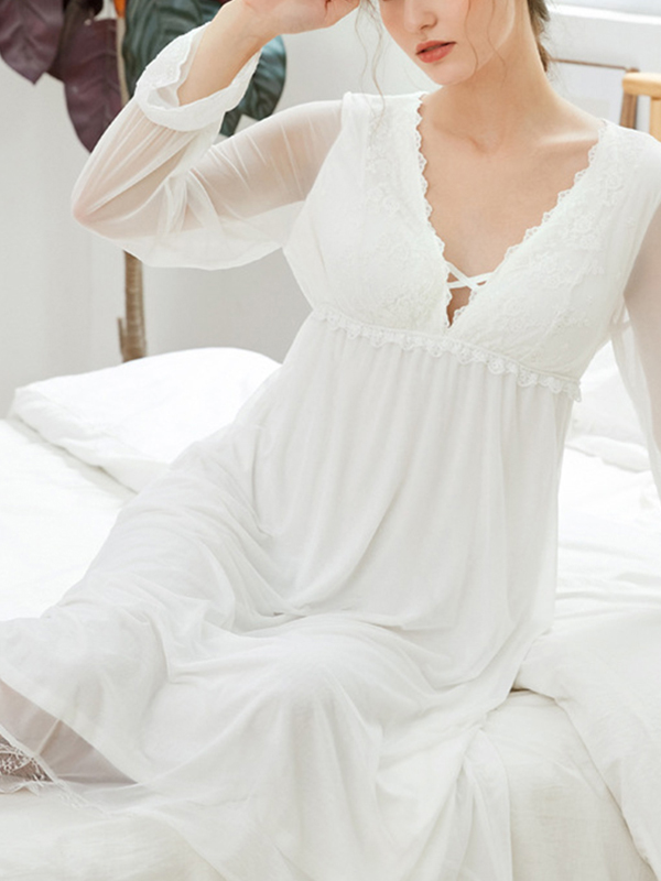 White V Neck Mesh Long Sleeves Nightgown