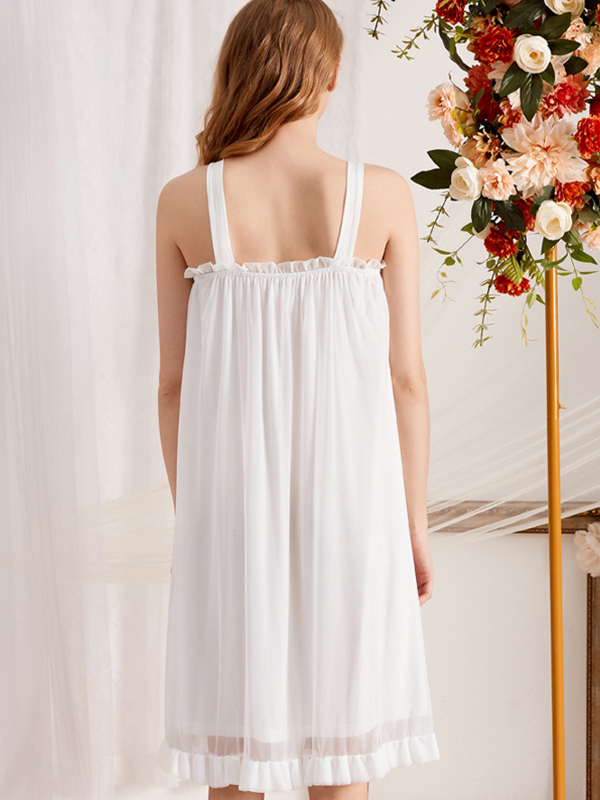 White Square Neck Sleeveless Nightgown