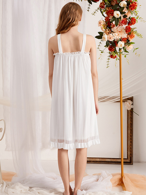 White Square Neck Sleeveless Nightgown