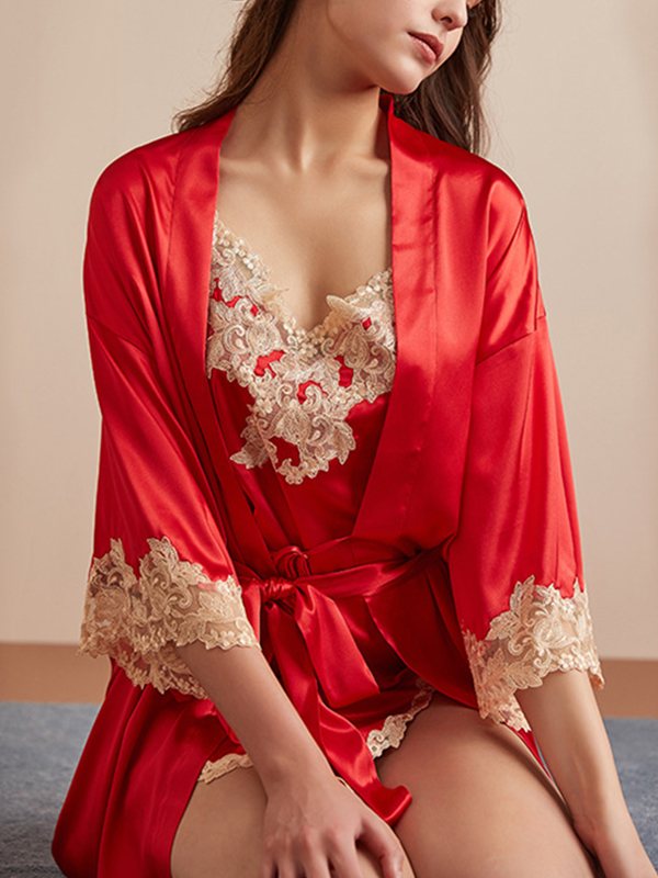 Red Floral Lace Trimmed Robe Set