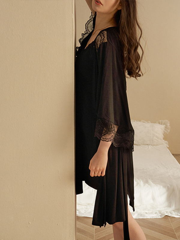 Black Hollow Out Lace Detailed Robe Set