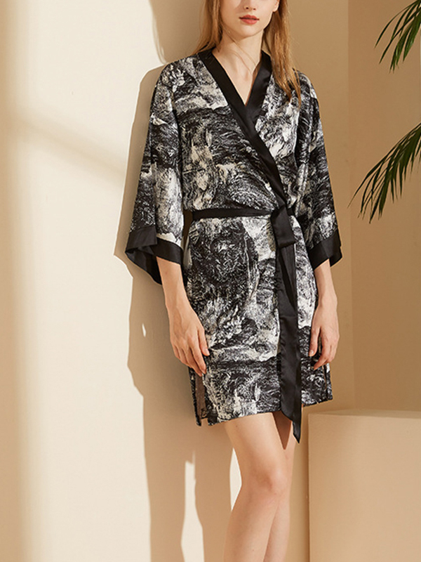 Black Ink Painting Printed Robe