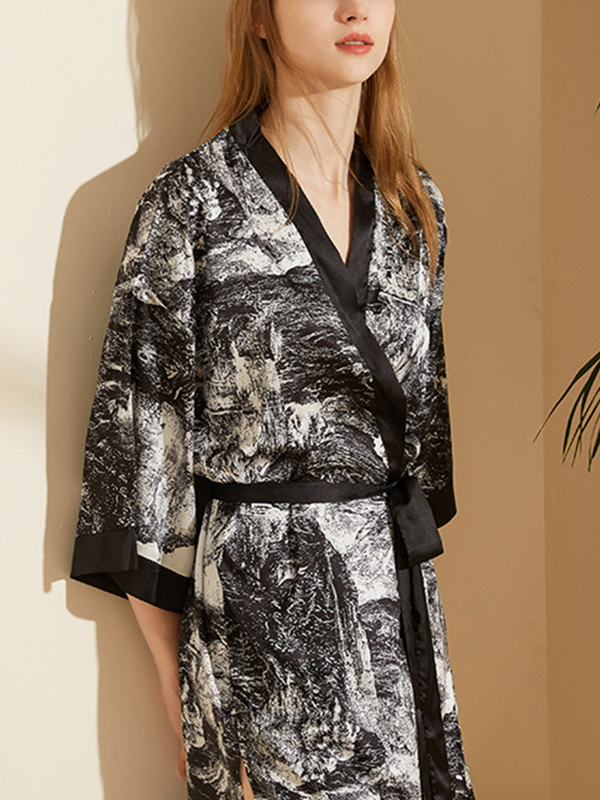 Black Ink Painting Printed Robe