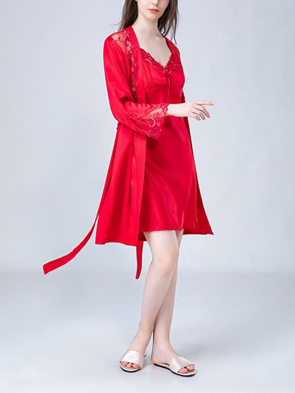 Red Floral Lace Detailed Robe Set