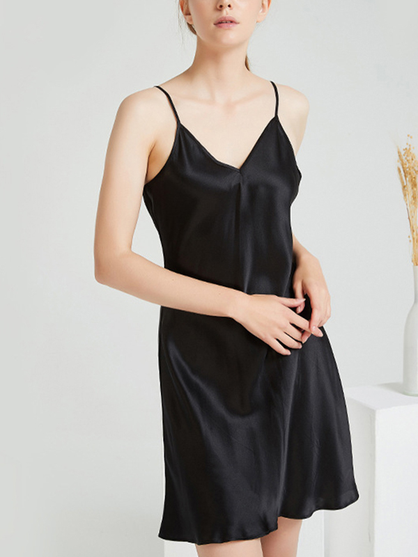 Black 19 Momme Feminine Silk Chemise